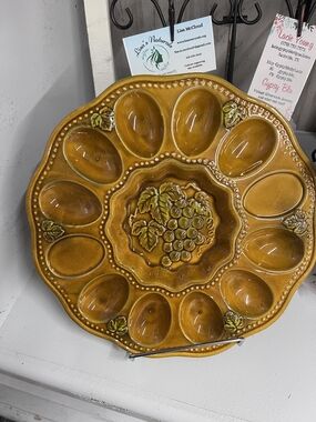 Vintage-Style Ceramic Deviled Egg Platter in Honey Amber